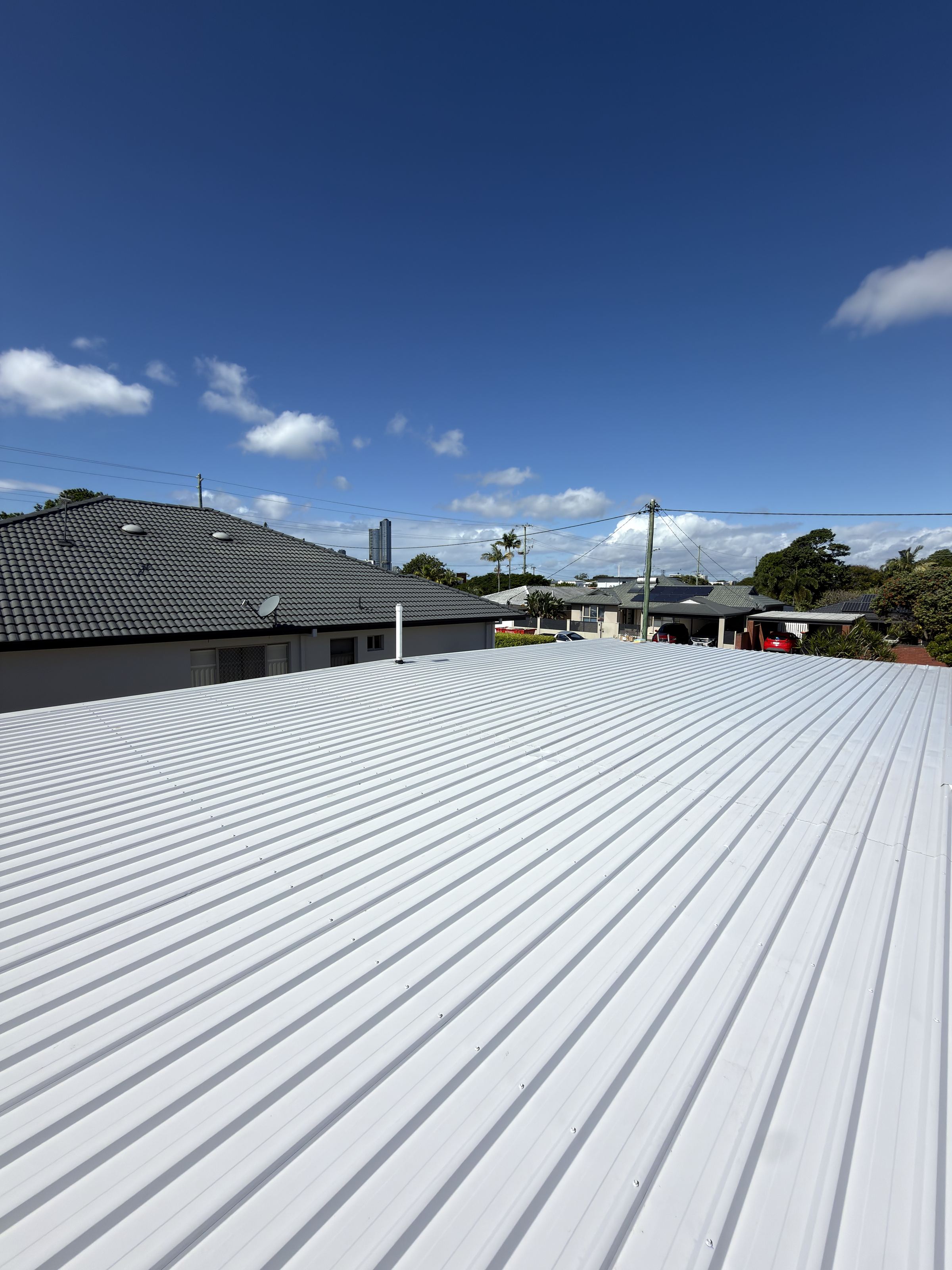 Full length sheet runs across the main roof